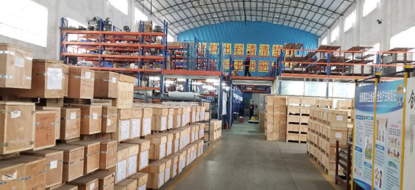 مزود لقطع الغيار