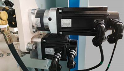 وحدة الطلاء بالتحكم المستقل بواسطة محرك السيرفو